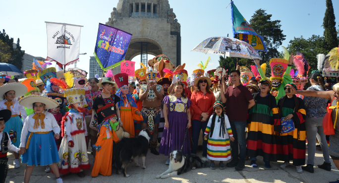 Clara Brugada encabeza el Segundo Carnaval de Carnavales en la Ciudad de México