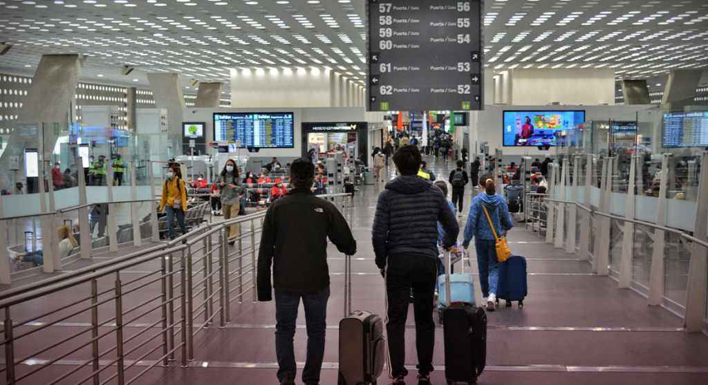 AICM es galardonado por ser el tercer aeropuerto más puntual a nivel mundial 