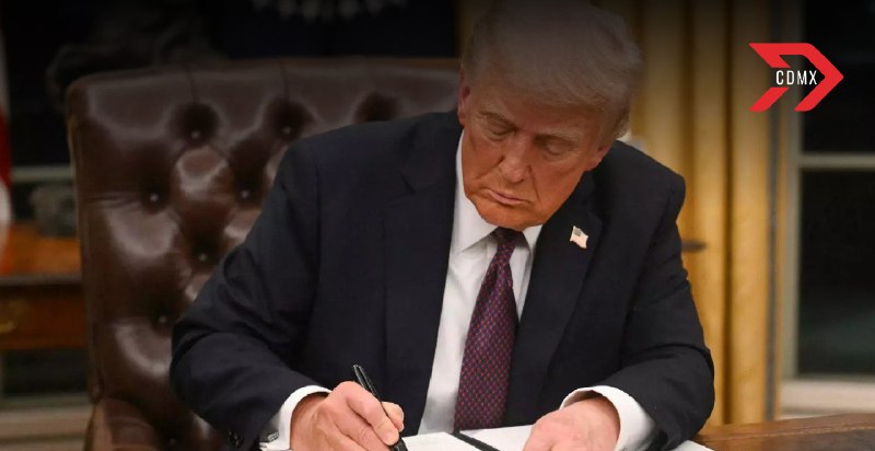 Trump firma orden que declara el inglés como idioma oficial de EE.UU.