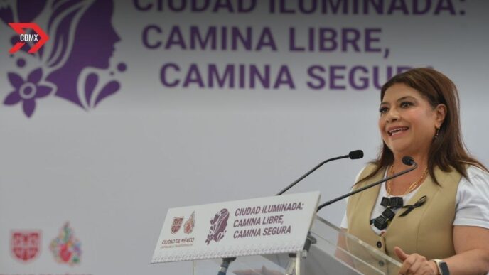 Clara Brugada destina 1,700 MDP para iluminar 100 avenidas de la CDMX