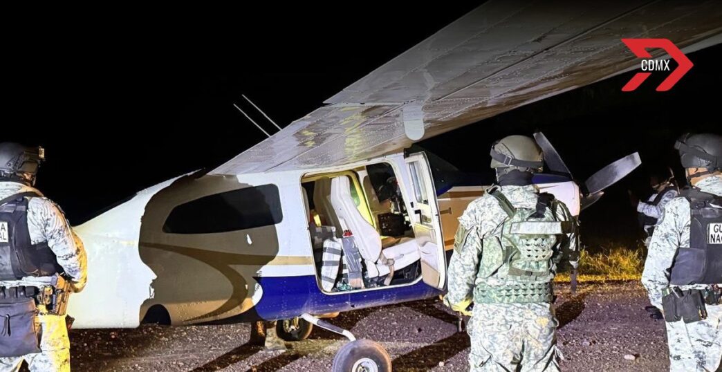 El Salvador aeronave México