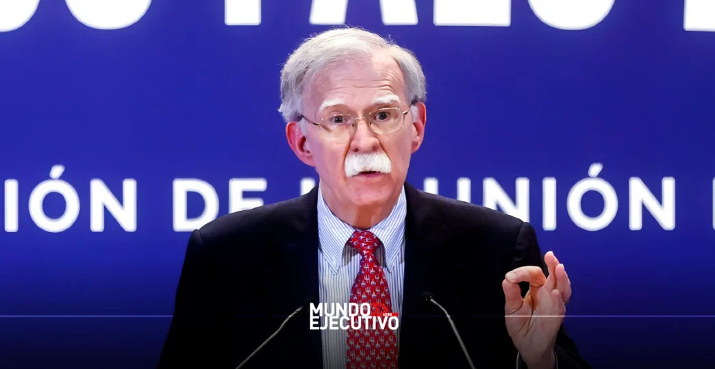 Casa de John Bolton es registrada por el FBI