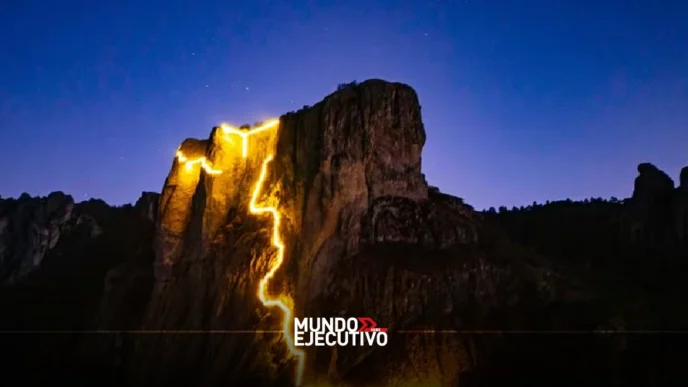 Vía Ferrata nocturna en Hidalgo: Todo lo que debes saber de esta atracción extrema