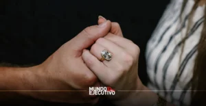 ¿Cuánto cuesta el anillo de compromiso de Taylor Swift?