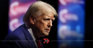 Donald Trump plantea aranceles del 100% a chips y semiconductores