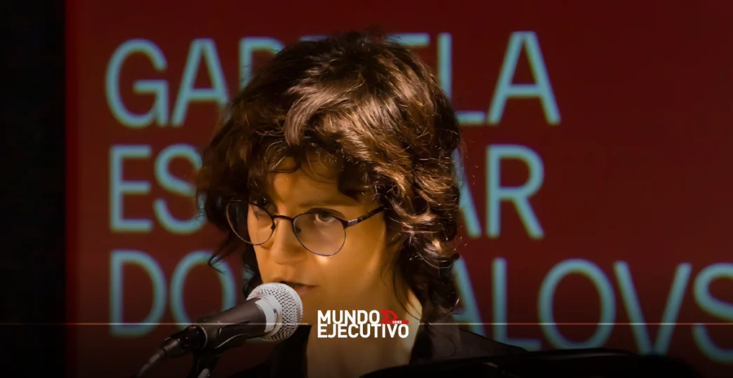 Gabriela Escobar Dobrzalovski explora la intimidad, el control y el miedo