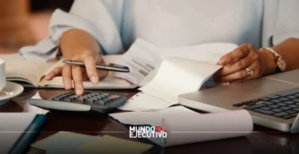 Monreal propone reforma fiscal y Sheinbaum plantea combate a 'factureros'