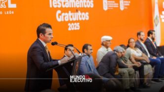 Miguel Flores celebra récord en brigada de testamentos
