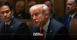 Estados Unidos derribará aviones militares venezolanos en el Caribe, advierte Donald Trump