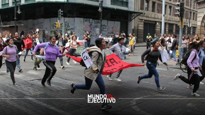 ¿A qué hora inicia la marcha del 2 de octubre 2025 en CDMX?