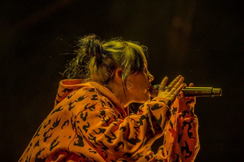De Dua Lipa a Billie Eilish: Artistas que nacieron en el Corona Capital