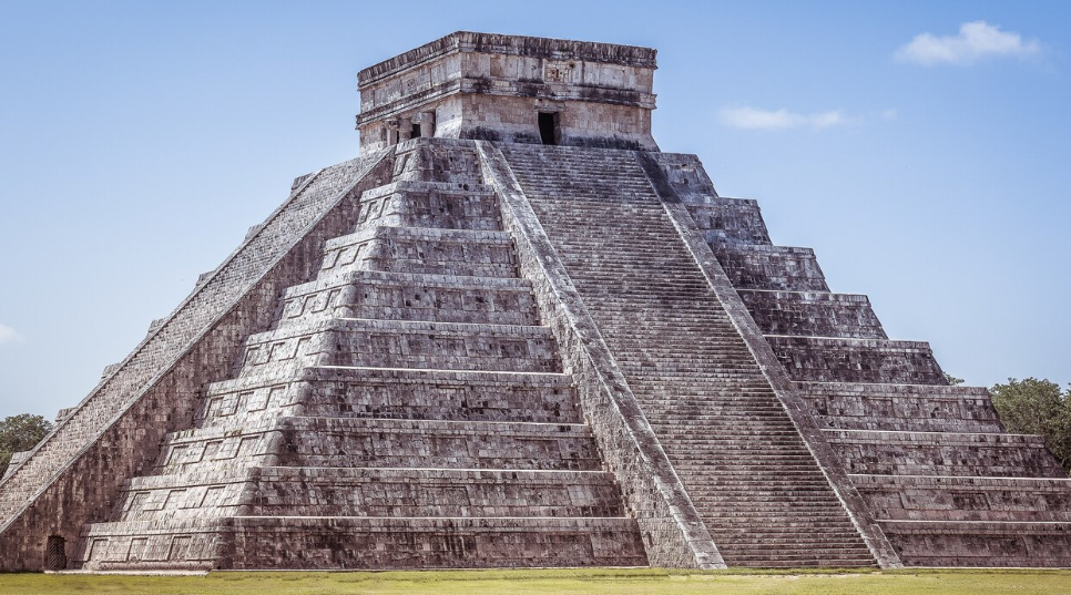 El Senado de la República aprobó este martes 28 de octubre, el Paquete Económico 2026, que incluye impuestos a bebidas azucaradas, tabaco, videojuegos violentos, apuestas en línea y plataformas digitales