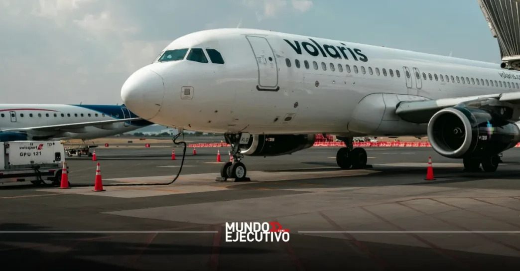 Artículo 32 violado: Gobierno permite pilotos extranjeros en Volaris
