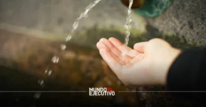 Gobierno de México enfrenta ola de protestas por la nueva ley de aguas en el Congreso