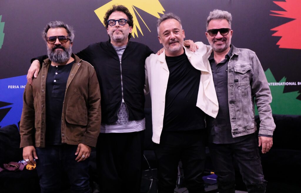 Love of Lesbian en la FIL Guadalajara 2025. ¿A qué hora y dónde es el concierto?