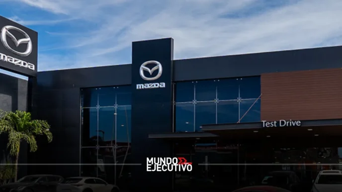 Mazda bajo revisión: Profeco alerta por falla en el indicador de combustible