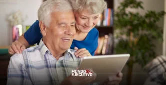 Los Boomers muestran más interés por las compras digitales en la Navidad 2025