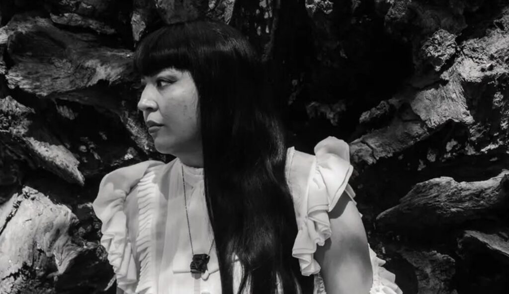 Cecilia Barreto habla desde el arte con el lenguaje de la economía y la geopolítica