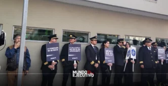 Pilotos exigen revocar a Volaris permisopara usar capitanes extranjeros en vuelos nacionales
