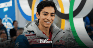 cuánto gana Donovan Carrillo