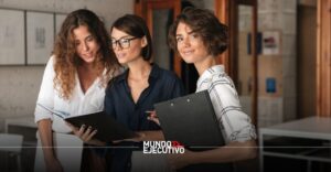 Participación laboral de mujeres en México sube casi 8 puntos en 20 años