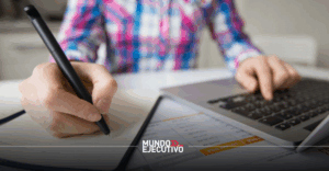 ¿Cuál es el mejor día y hora para hacer la Declaración Anual 2025 ante el SAT?