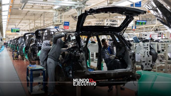 Exportaciones de autopartes en México caen en 2026, según el INEGI