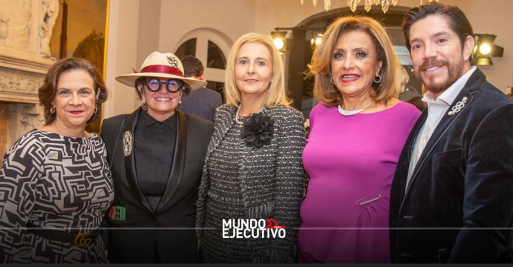 Una noche de alta costura: Juana Martín conquista la Ciudad de México con elegancia andaluza