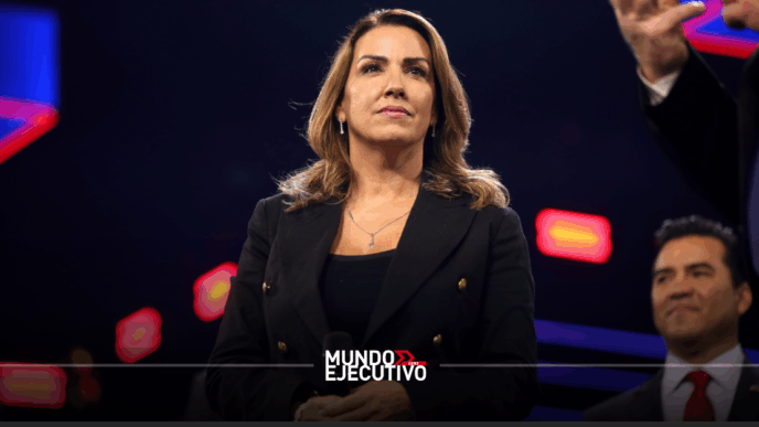 Reportan que Sara Carter canceló su visita a México en medio de tensión con EEUU