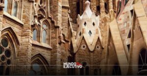 Victoria Cirlot reivindica la visión poética y simbólica de Gaudí a cien años de su muerte