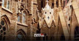 Victoria Cirlot reivindica la visión poética y simbólica de Gaudí a cien años de su muerte