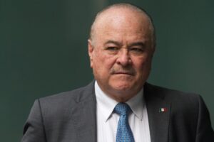 Ernesto Ruffo Appel, exgobernador de Baja California, detenido por la FGR