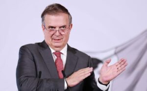 Marcelo Ebrard, secretario de Economía de México, durante declaraciones sobre la relación comercial con Estados Unidos y el T-MEC