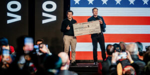 Elon Musk en evento público, empresario investigado por posible violación a ley electoral en Wisconsin