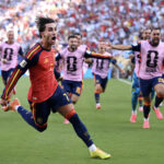 Selección española de fútbol celebrando el campeonato del Mundial 2026 tras vencer a Argentina en la final