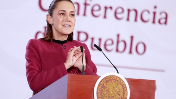 Presidenta Claudia Sheinbaum durante su conferencia matutina en Palacio Nacional el 28 de julio de 2026