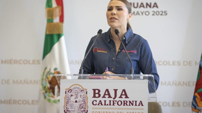 Marina del Pilar Ávila, gobernadora de Baja California, durante conferencia de prensa