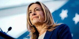 Gobernadora de Nueva Jersey Mikie Sherrill en conferencia de prensa sobre error en registro de votantes