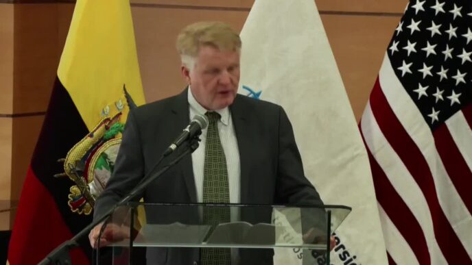 Representantes de la OEA presentan resultados del programa de fortalecimiento del sistema de justicia ecuatoriano financiado por Estados Unidos