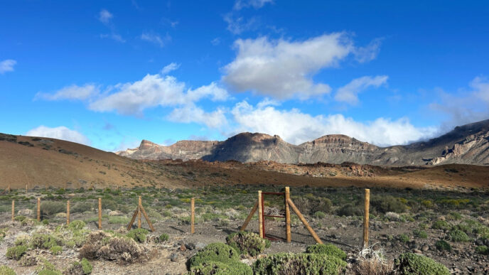 Vista del volcán Teide en Tenerife, Islas Canarias, donde se registró intensa actividad sísmica durante la noche del 22 al 23 de julio de 2026