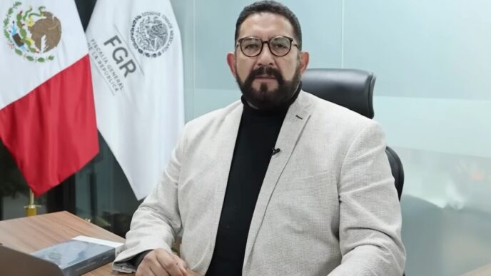 Ulises Lara López, exvocero de la Fiscalía General de la República, señalado como presunto informante de agencias de inteligencia estadounidenses