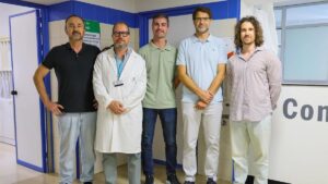 Dispositivo bioeléctrico para combatir infecciones en prótesis de rodilla desarrollado por Hospital de Málaga