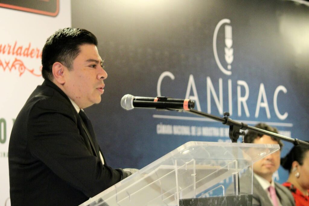 presidente de la Cámara Nacional de la Industria de Restaurantes y Alimentos Condimentados (Canirac) en Puebla, Juan José Sánchez Martínez