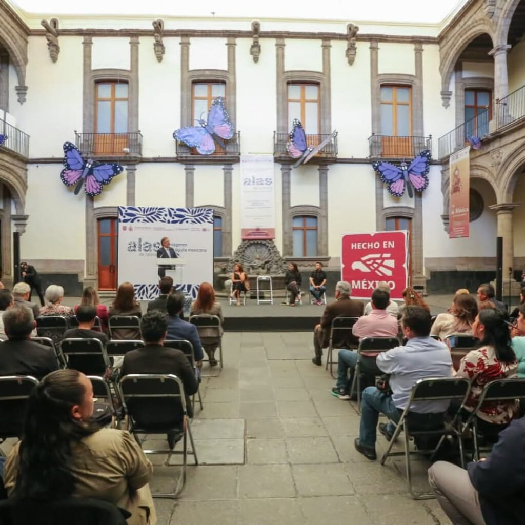 Talavera de la Reyna: Primer taller artesanal con sello Hecho en México