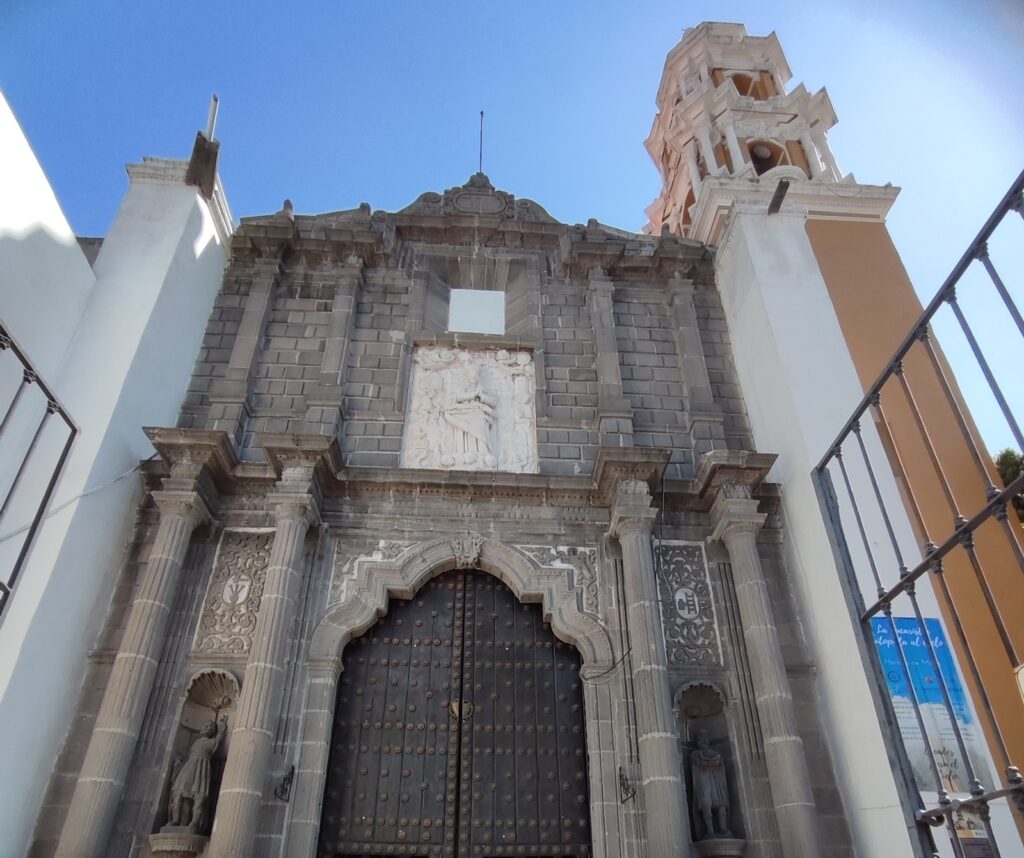 iglesia del barrio de la Soledad